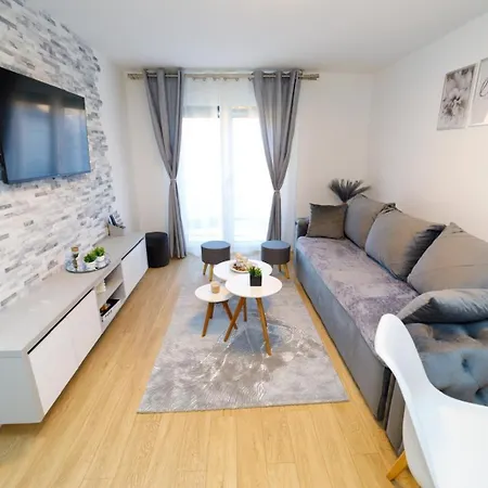 B&m Apartment